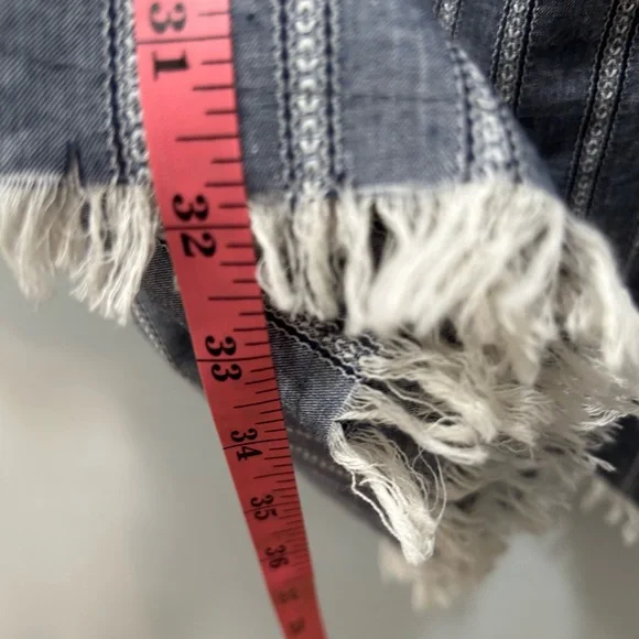 Umgee Gray and White Smocked 3/4 Sleeve Dress. Size Small - Picture 5 of 6